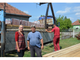 Isporučen građevinski materijal izbeglicama